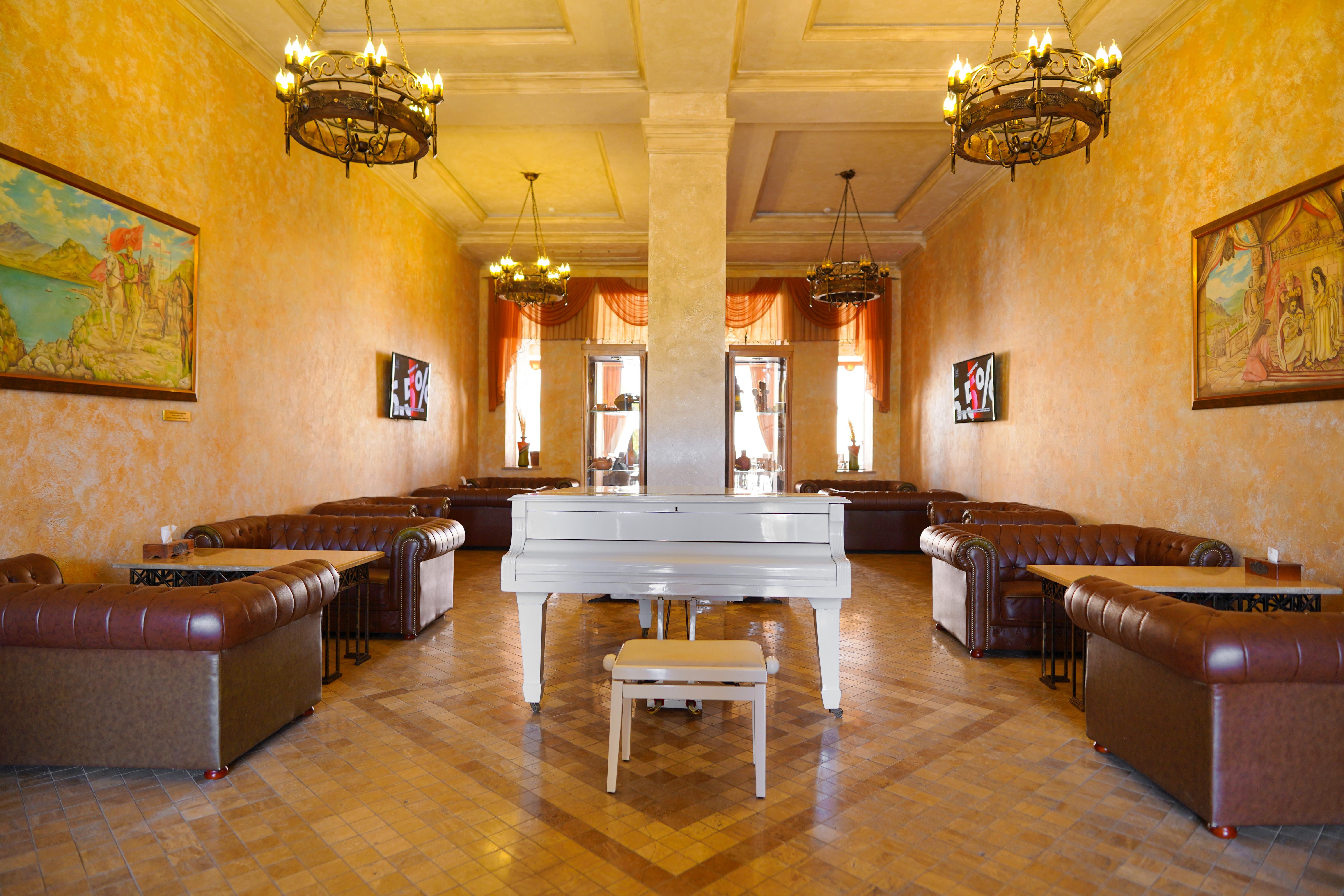 Caucasus Hotel Kasagh Exterior photo The interior of the restaurant